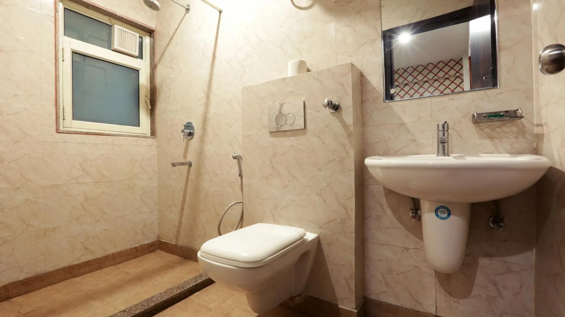 Hotel Palm Emarald New Delhi India